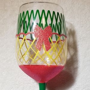 1 NEW Wine Glass